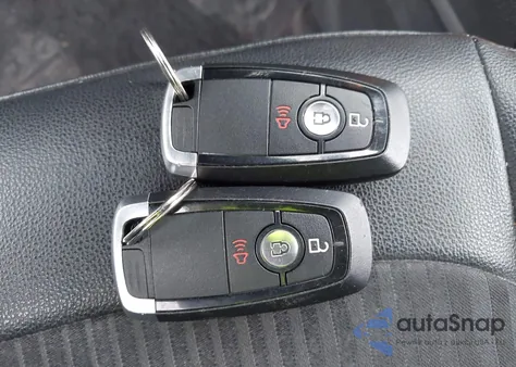 2018 Ford Ecosport Ses z USA, uszkodzony, nr VIN MAJ6P1CL7JC202955